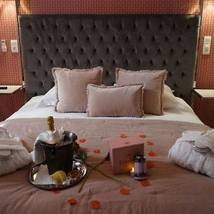 Suite met een Queen Size Bed